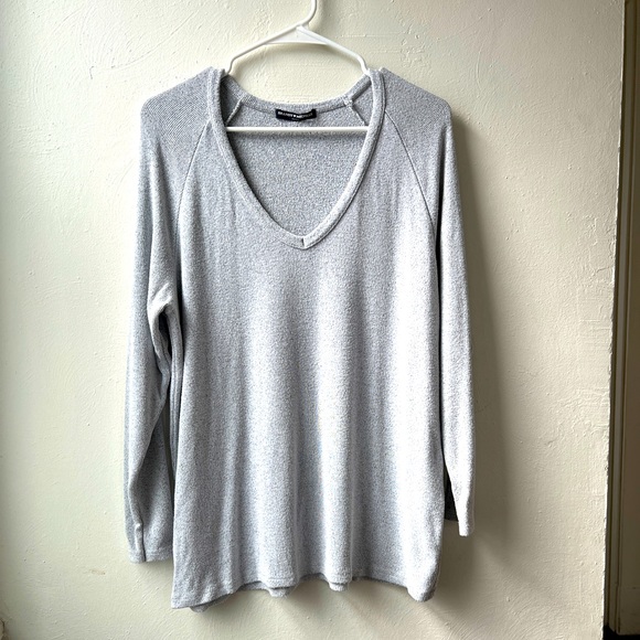 Brandy Melville Soft Grey Sweater - Picture 1 of 4